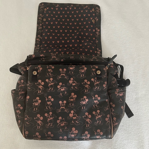 Mickey Mouse Petunia Pickle Bottom, Boxy Backpack with diaper changer. - Picture 6 of 8